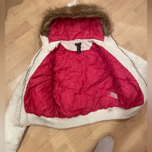 DEX jacket with beading detail - Picture 5 of 7